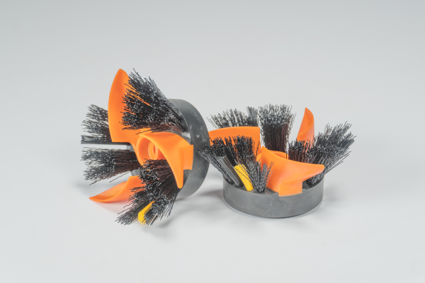 Cobi 18 Side brush assembly left & right  -  8490080