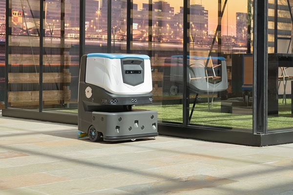 Autonome schoonmaakrobot voor glazen terrassen en gevels, energiebesparend en gebruiksvriendelijk, ideaal voor commerciële en industriële toepassingen in Nederland.