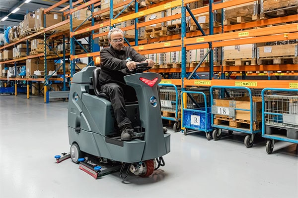 RS32L warehouse ICE Cobotics